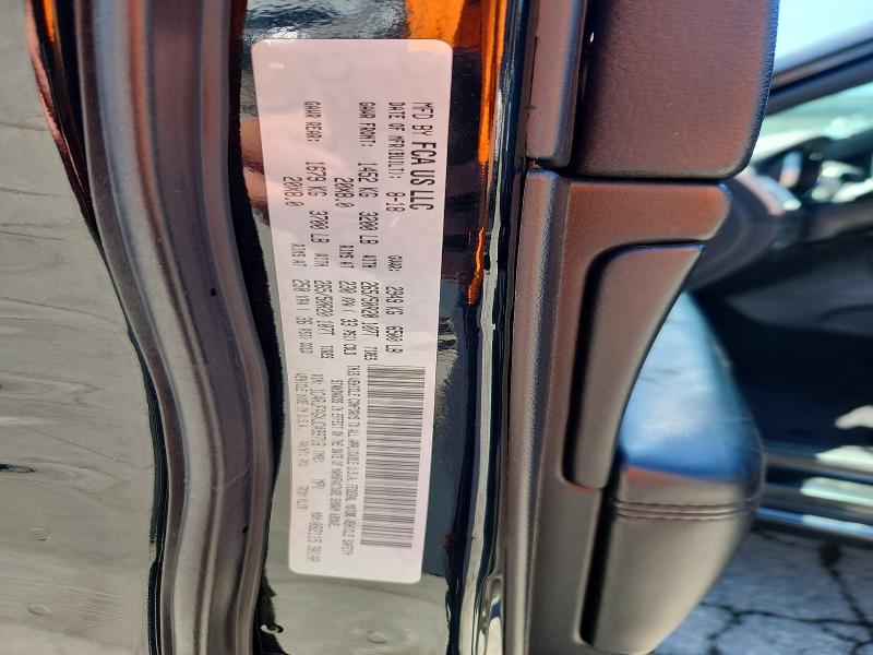 55866776 :رقم المزاد ، 1C4RJFAGXJC499716 vin ، 2018 Jeep Grand Cherokee مزاد بيع