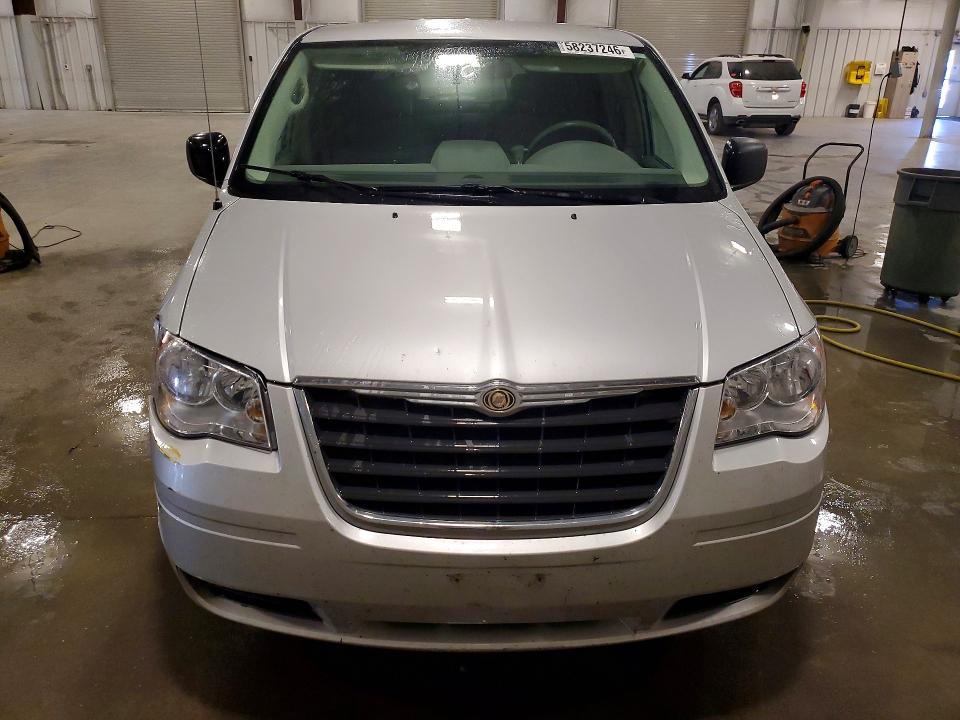 Продажа на аукционе авто 2008 Chrysler Town & Country, vin: 2A8HR44H98R748868, номер лота: 58237246