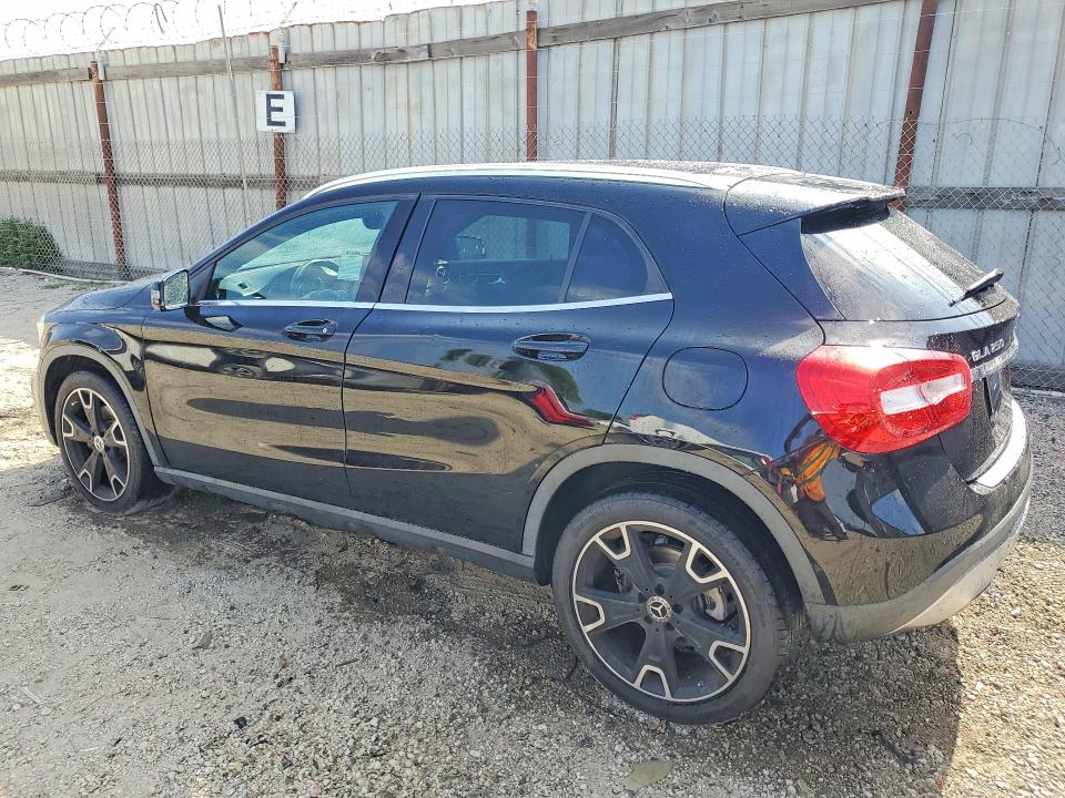 57846616 :رقم المزاد ، WDCTG4EB9LJ651761 vin ، 2020 Mercedes-benz Gla مزاد بيع