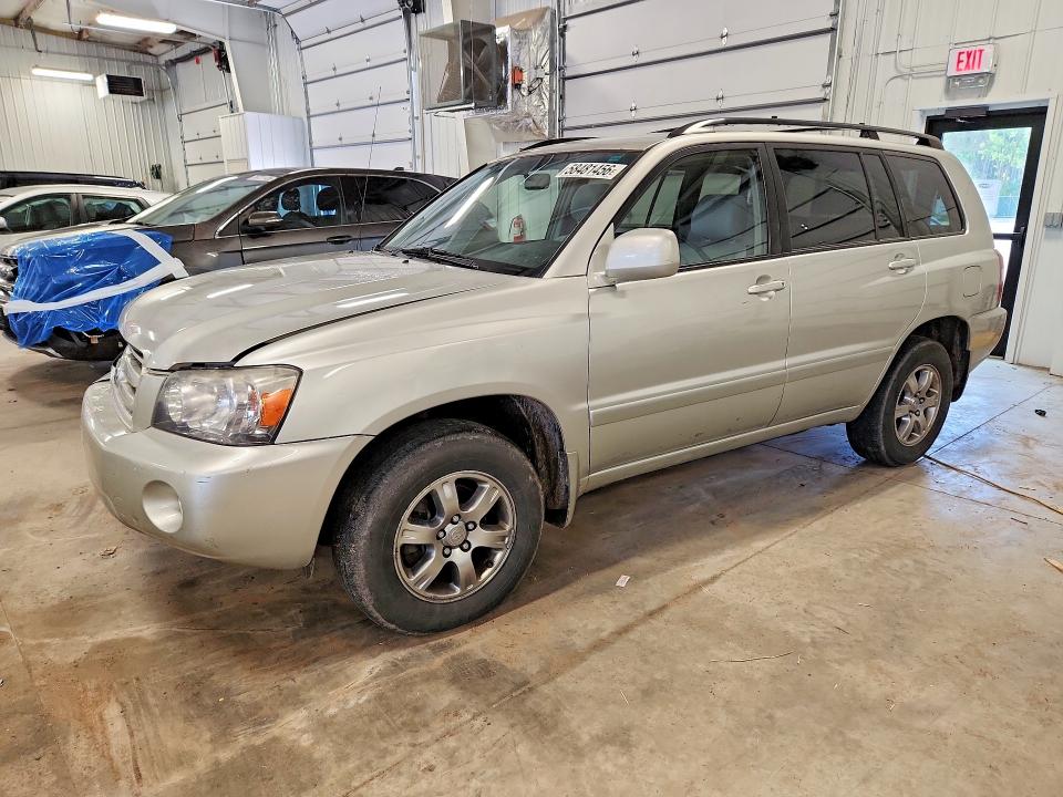 58481456 :رقم المزاد ، JTEEP21A050135650 vin ، 2005 Toyota Highlander مزاد بيع