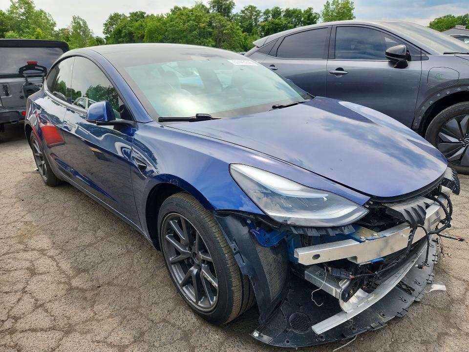 Продажа на аукционе авто 2021 Tesla Model 3, vin: 5YJ3E1EB5MF981335, номер лота: 57443246