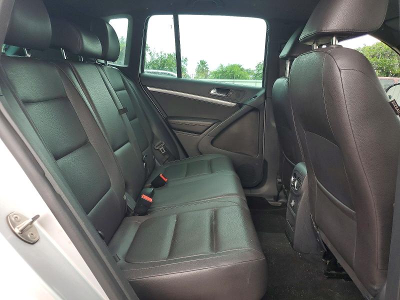 56473096 :رقم المزاد ، WVGAV7AX7GW052447 vin ، 2016 Volkswagen Tiguan مزاد بيع