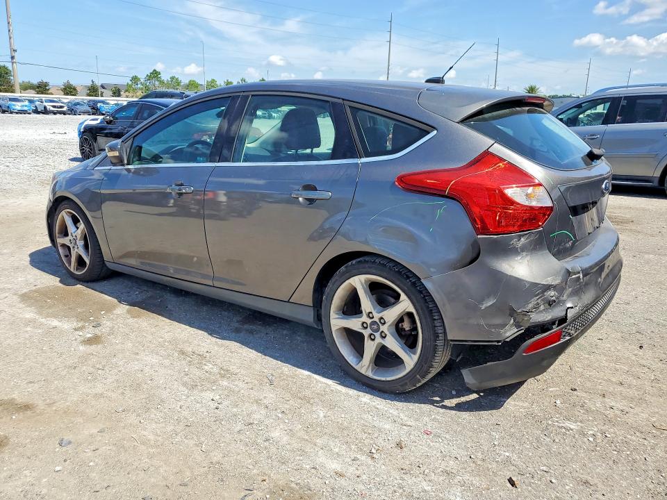57567976 :رقم المزاد ، 1FAHP3N28CL399484 vin ، 2012 Ford Focus مزاد بيع