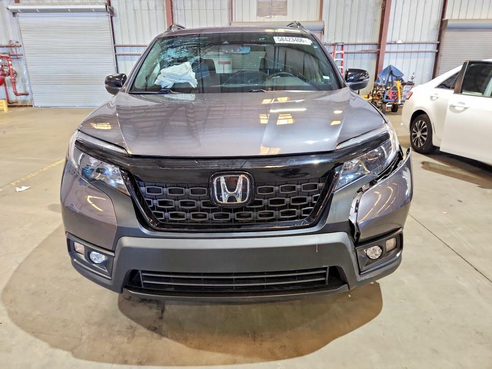 58423406 :رقم المزاد ، 5FNYF7H51MB008917 vin ، 2021 Honda Passport مزاد بيع