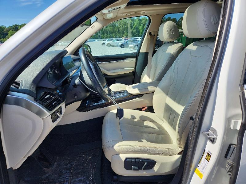 57056396 :رقم المزاد ، 5UXKR2C58G0U17263 vin ، 2016 Bmw X5 مزاد بيع