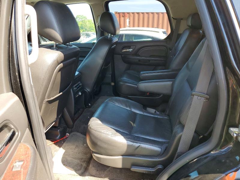 Auction sale of the 2010 Cadillac Escalade, vin: 1GYUCAEF8AR171338, lot number: 55188336