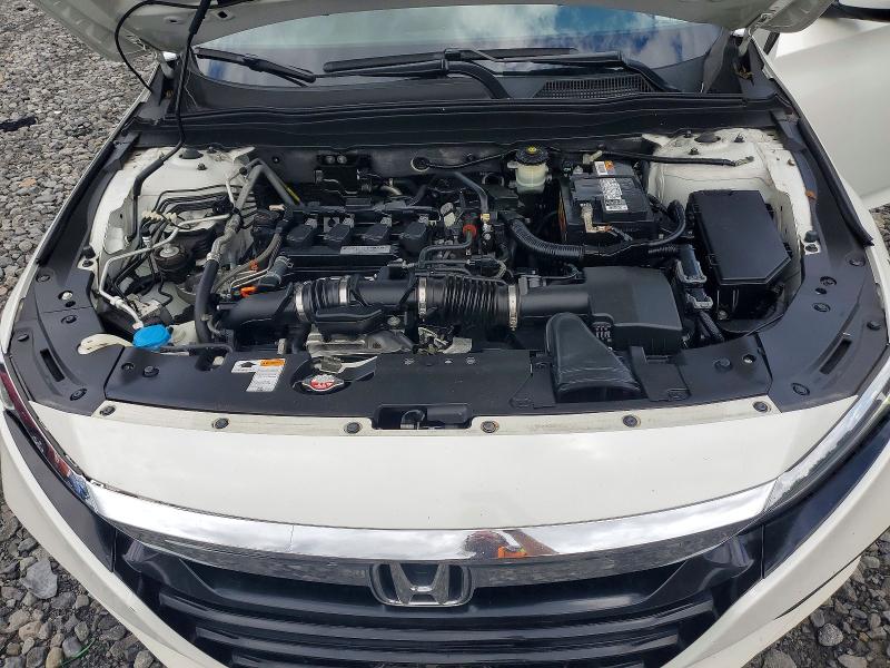 57203656 :رقم المزاد ، 1HGCV1F35JA085470 vin ، 2018 Honda Accord مزاد بيع