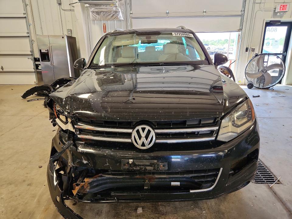 2012 Volkswagen Touareg მანქანა იყიდება აუქციონზე, vin: WVGEK9BPXCD010395, აუქციონის ნომერი: 57259986