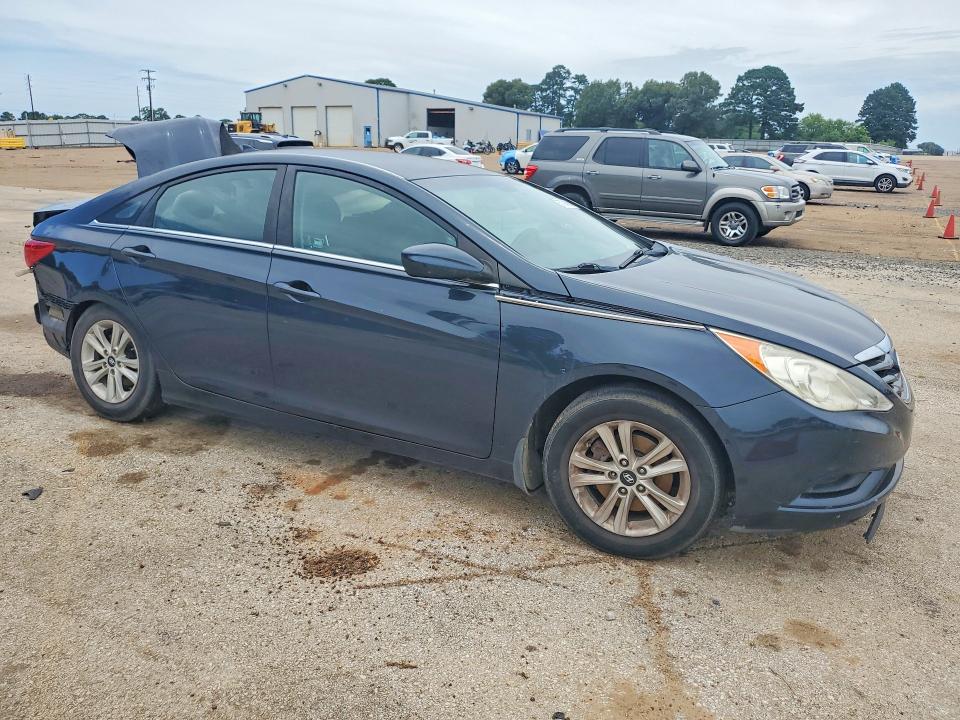 2013 Hyundai Sonata მანქანა იყიდება აუქციონზე, vin: 5NPEB4AC5DH691177, აუქციონის ნომერი: 57940026