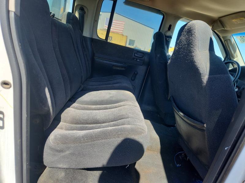 2004 Dodge Dakota მანქანა იყიდება აუქციონზე, vin: 1D7HL38K44S777556, აუქციონის ნომერი: 57689896
