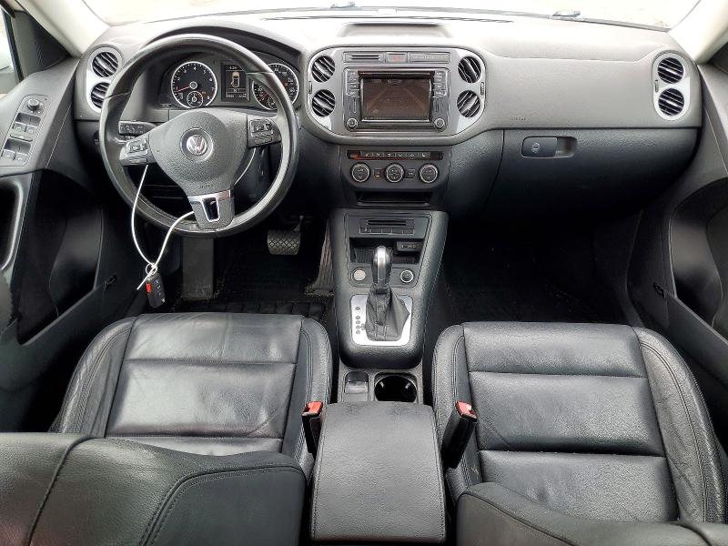Продажа на аукционе авто 2016 Volkswagen Tiguan, vin: WVGAV7AX1GW610972, номер лота: 56869536