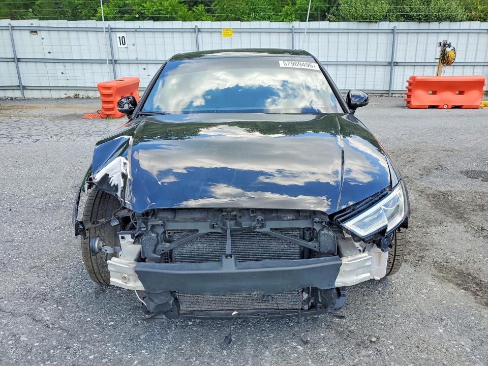 Продажа на аукционе авто 2018 Audi A3, vin: WAUB8GFF7J1011706, номер лота: 57969496