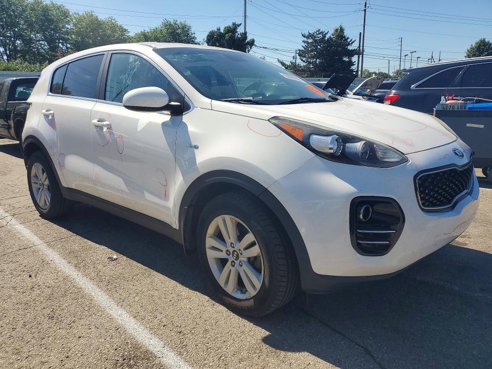 Продажа на аукционе авто 2017 Kia Sportage, vin: KNDPMCAC8H7159414, номер лота: 55769946