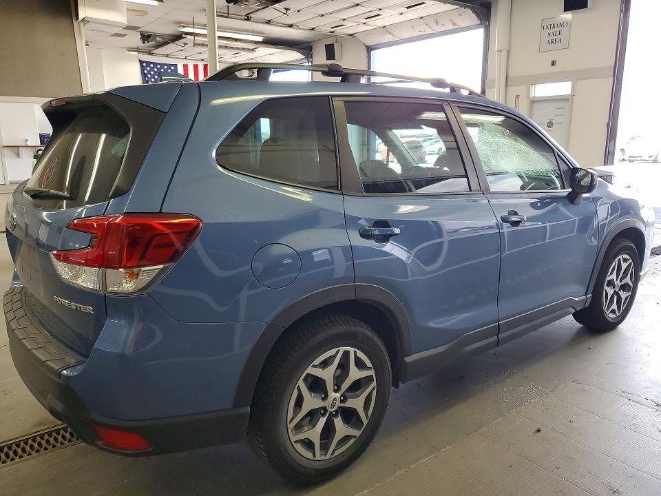 2022 Subaru Forester მანქანა იყიდება აუქციონზე, vin: JF2SKAEC3NH412726, აუქციონის ნომერი: 56780966