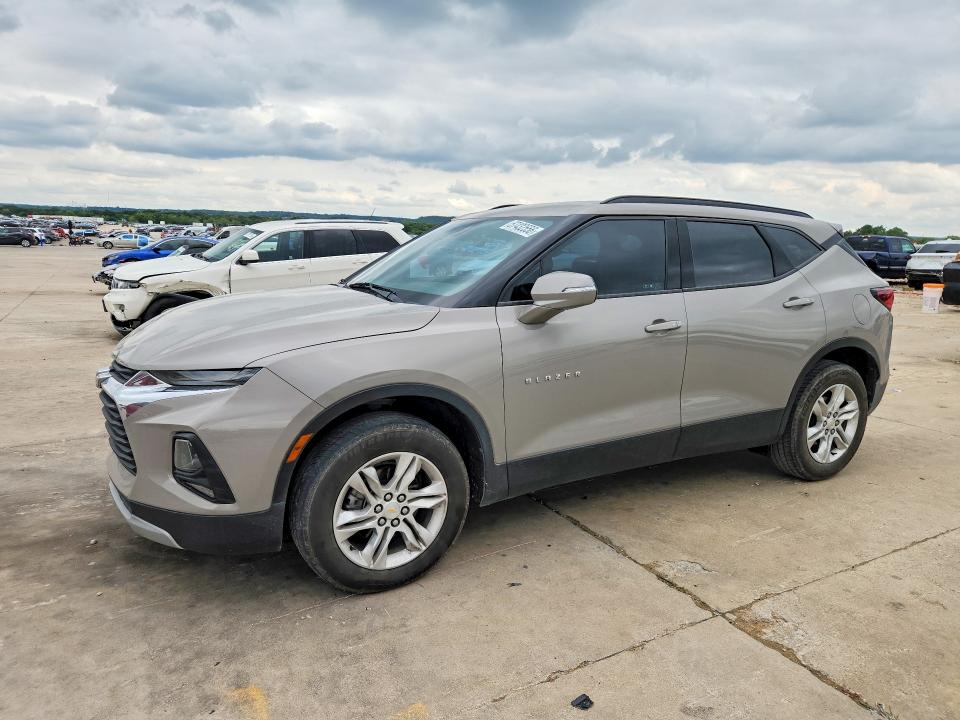 57432556 :رقم المزاد ، 3GNKBCR48MS566374 vin ، 2021 Chevrolet Blazer مزاد بيع
