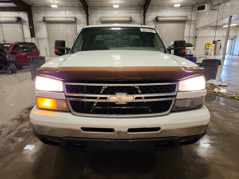 2006 Chevrolet Silverado მანქანა იყიდება აუქციონზე, vin: 2GCEK13T161195227, აუქციონის ნომერი: 56672286