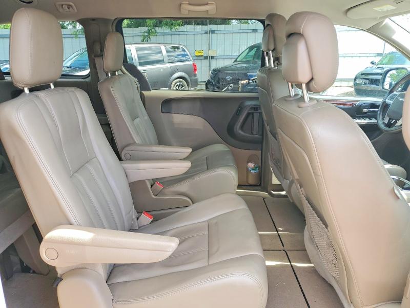 57031396 :رقم المزاد ، 2C4RC1BG5DR605044 vin ، 2013 Chrysler Town & Country مزاد بيع