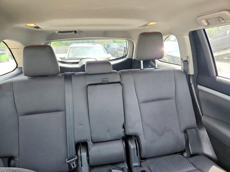 59056766 :رقم المزاد ، 5TDBZRFH5JS845750 vin ، 2018 Toyota Highlander مزاد بيع