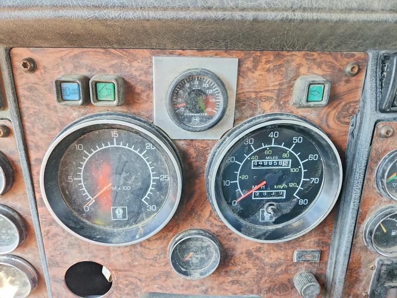 1999 Kenworth Construction მანქანა იყიდება აუქციონზე, vin: 1NKDXUEX0XJ827302, აუქციონის ნომერი: 54900016
