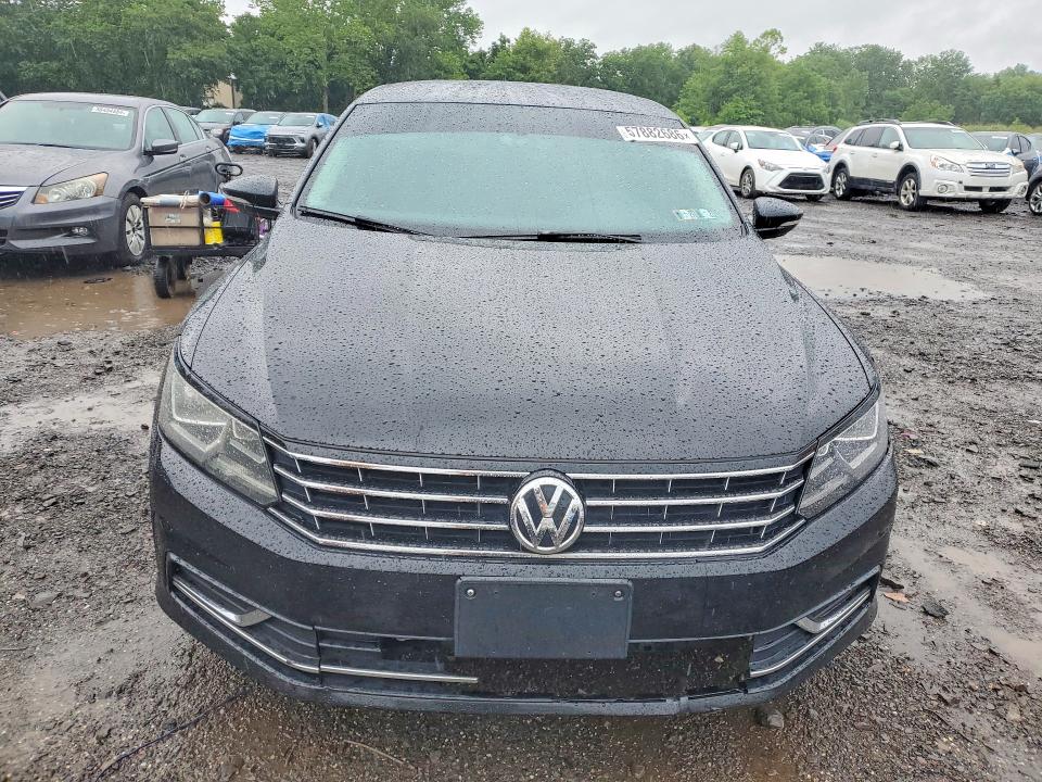 Продажа на аукционе авто 2016 Volkswagen Passat, vin: 1VWAT7A38GC011282, номер лота: 57882686