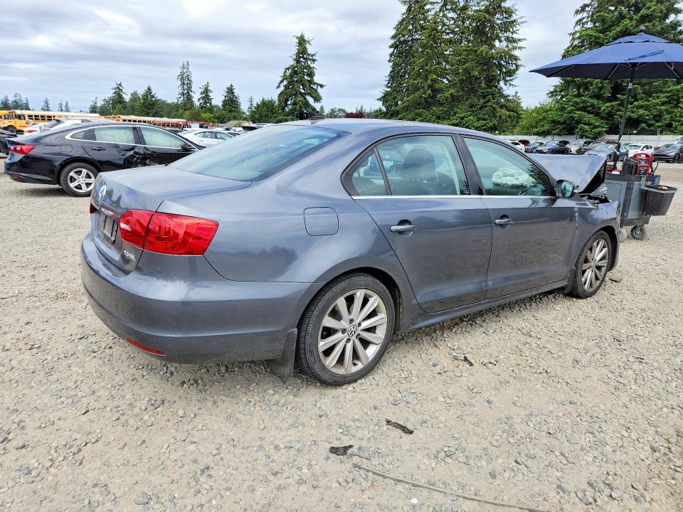 Продажа на аукционе авто 2011 Volkswagen Jetta, vin: 3VWLZ7AJ5BM370585, номер лота: 55813296