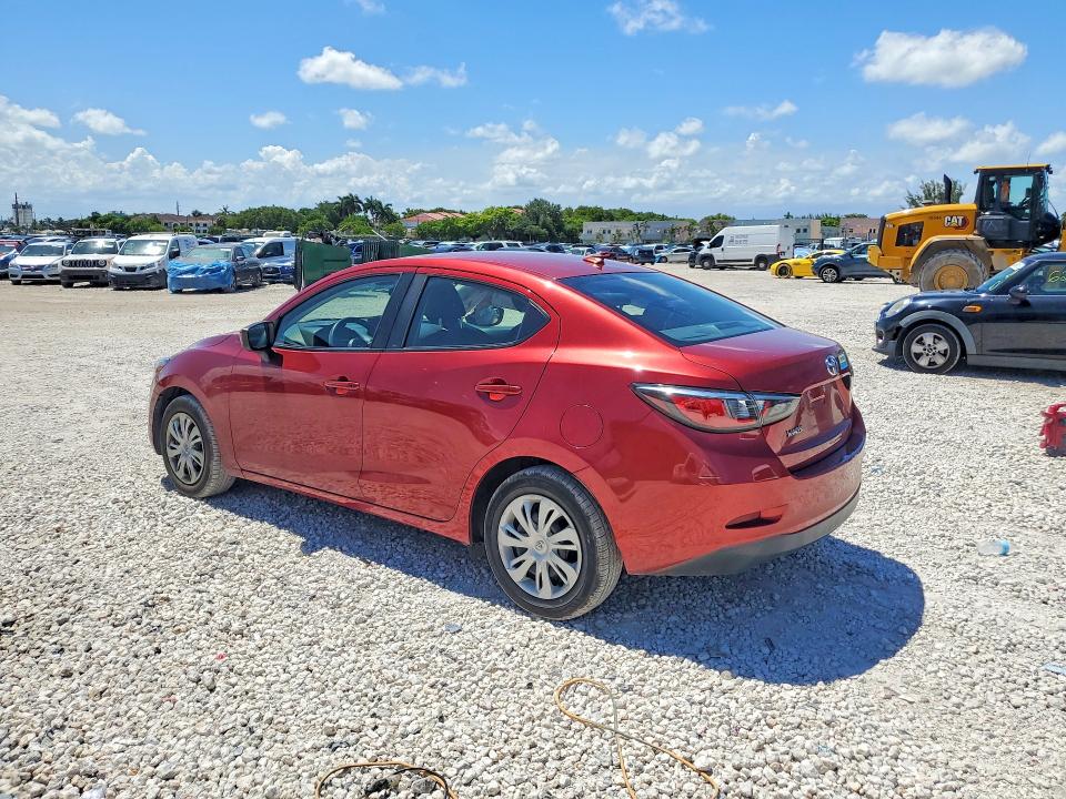 2019 Toyota Yaris მანქანა იყიდება აუქციონზე, vin: 3MYDLBYV3KY519008, აუქციონის ნომერი: 59240186