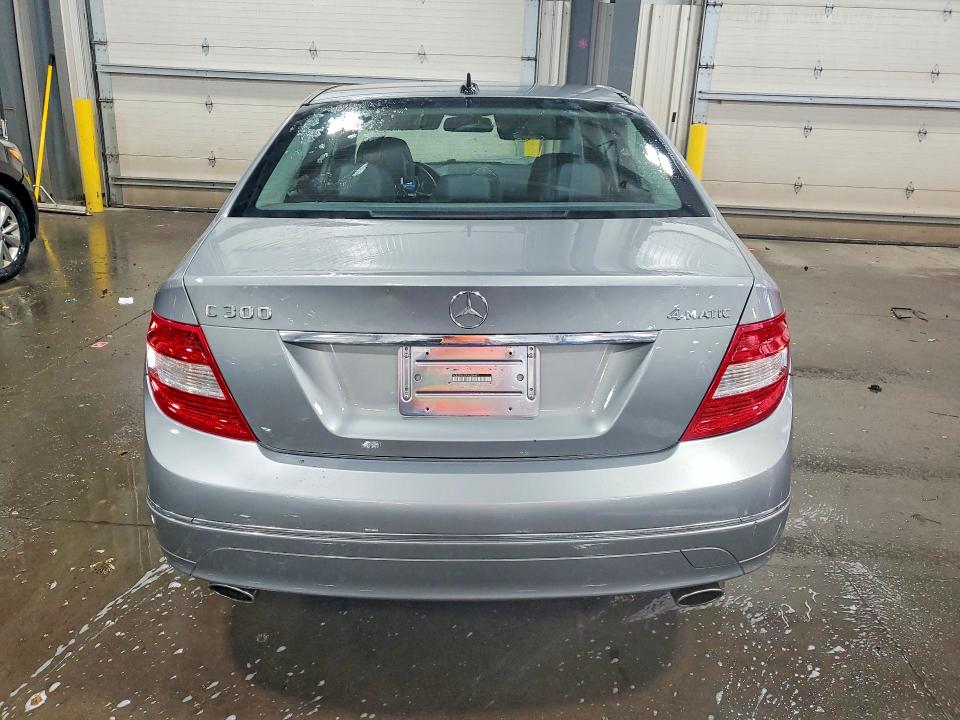 57413826 :رقم المزاد ، WDDGF81XX9F204487 vin ، 2009 Mercedes-benz C مزاد بيع
