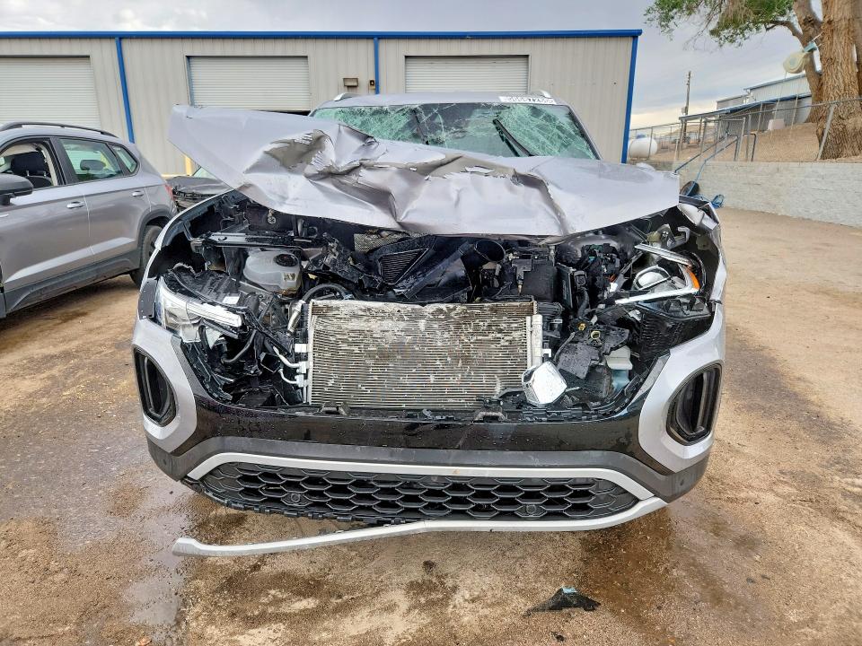 56687266 :رقم المزاد ، 1V2WE2CA3SC213214 vin ، 2025 Volkswagen Atlas Cross Sport مزاد بيع
