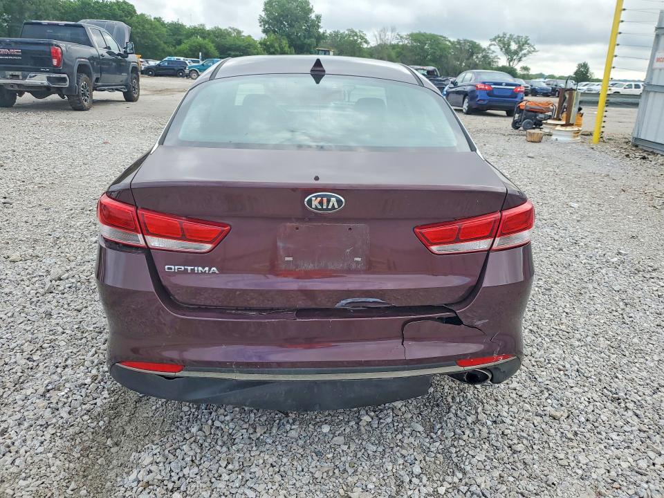 2017 Kia Optima მანქანა იყიდება აუქციონზე, vin: 5XXGT4L34HG155227, აუქციონის ნომერი: 55994656