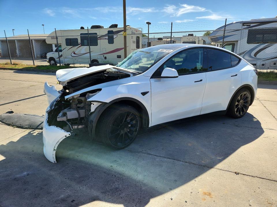 Продаж на аукціоні авто 2022 Tesla Model Y, vin: 7SAYGAEE3NF350811, номер лоту: 56677916