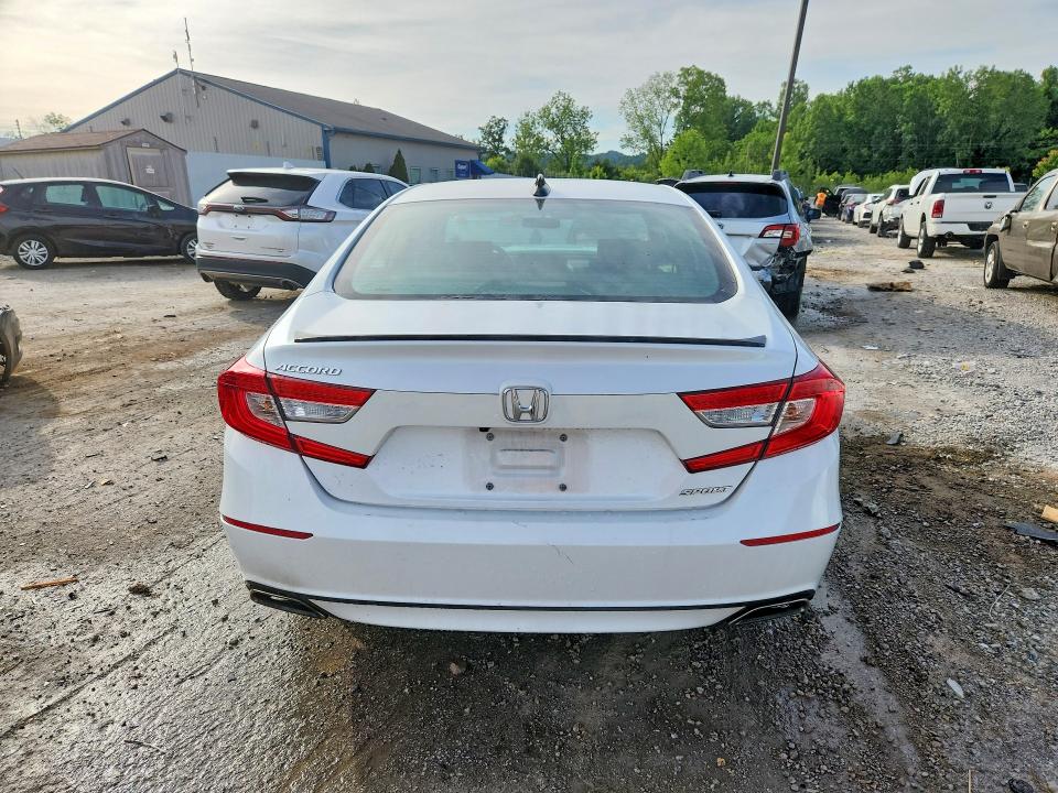 Продажа на аукционе авто 2022 Honda Accord, vin: 1HGCV1F37NA124176, номер лота: 54964956