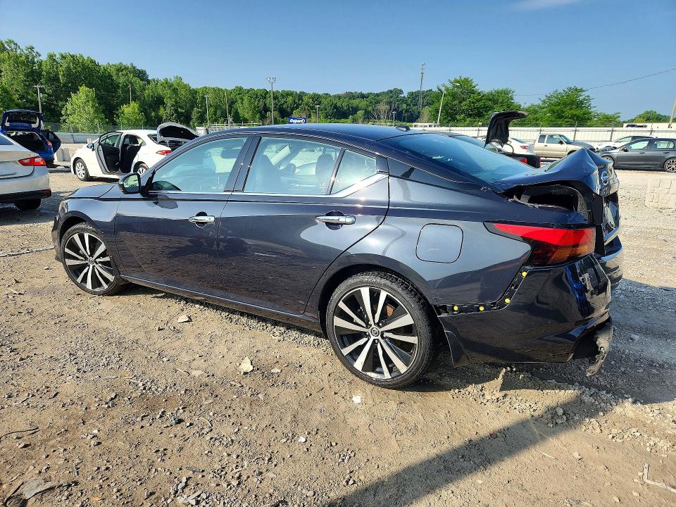 56884626 :رقم المزاد ، 1N4BL4FW8LC147940 vin ، 2020 Nissan Altima مزاد بيع