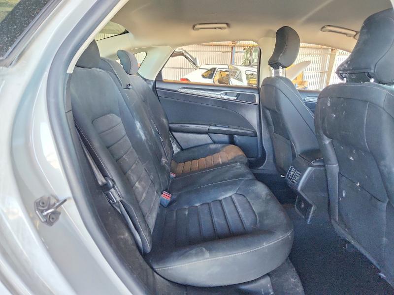 56523046 :رقم المزاد ، 3FA6P0HD2KR216471 vin ، 2019 Ford Fusion مزاد بيع