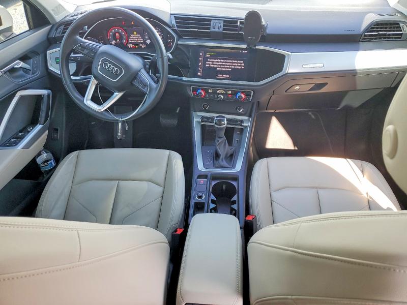 56586756 :رقم المزاد ، WA1DECF33M1098019 vin ، 2021 Audi Q3 مزاد بيع