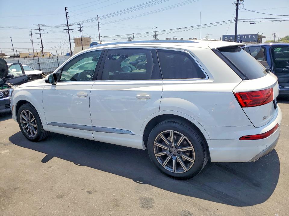55895516 :رقم المزاد ، WA1LAAF76HD025889 vin ، 2017 Audi Q7 مزاد بيع