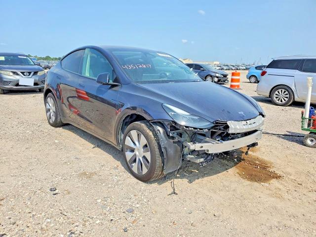 2024 Tesla Model Y მანქანა იყიდება აუქციონზე, vin: 7SAYGDEE9RA275956, აუქციონის ნომერი: 51075696