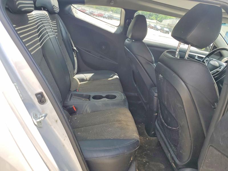 2015 Hyundai Veloster მანქანა იყიდება აუქციონზე, vin: KMHTC6AD5FU232129, აუქციონის ნომერი: 57532866