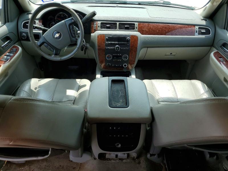2008 Chevrolet Suburban მანქანა იყიდება აუქციონზე, vin: 1GNFC16038J220079, აუქციონის ნომერი: 58435646