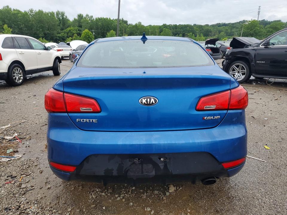 2015 Kia Forte მანქანა იყიდება აუქციონზე, vin: KNAFX6A88F5357416, აუქციონის ნომერი: 58753836