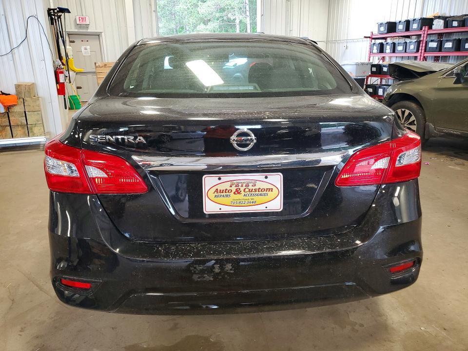 2018 Nissan Sentra მანქანა იყიდება აუქციონზე, vin: 3N1AB7AP5JY323263, აუქციონის ნომერი: 56093666