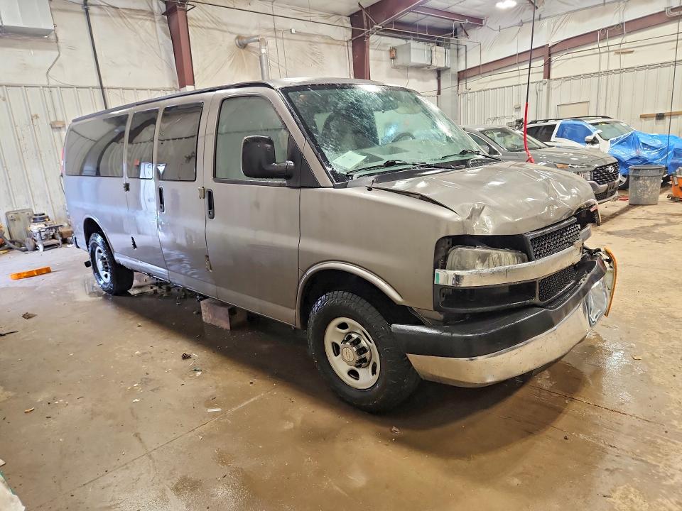 58591076 :رقم المزاد ، 1GAZG1FA4C1199800 vin ، 2012 Chevrolet Express G3500 مزاد بيع