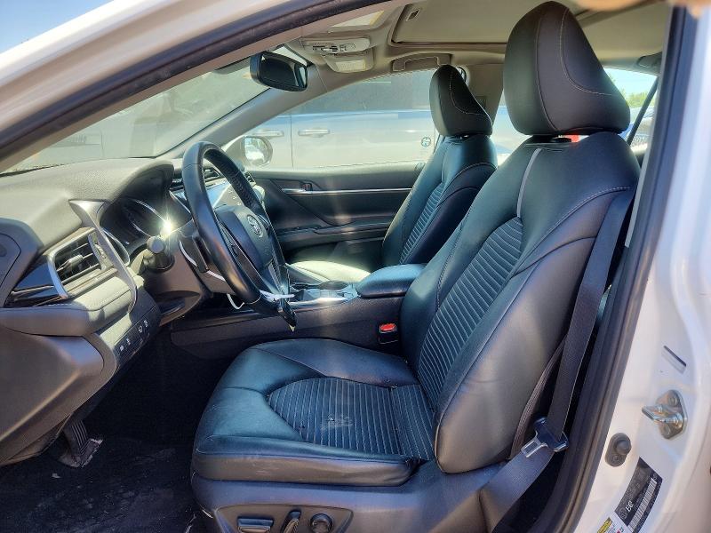 53711156 :رقم المزاد ، 4T1B21HK0KU520690 vin ، 2019 Toyota Camry Hybrid مزاد بيع