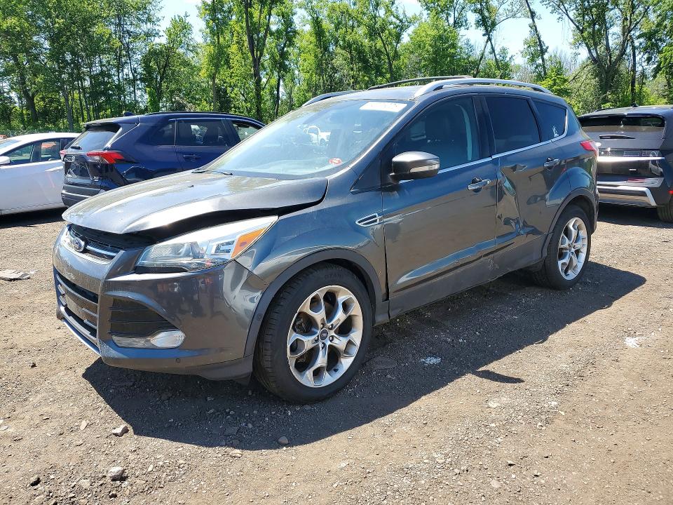 2015 Ford Escape მანქანა იყიდება აუქციონზე, vin: 1FMCU9J94FUA13639, აუქციონის ნომერი: 54276026