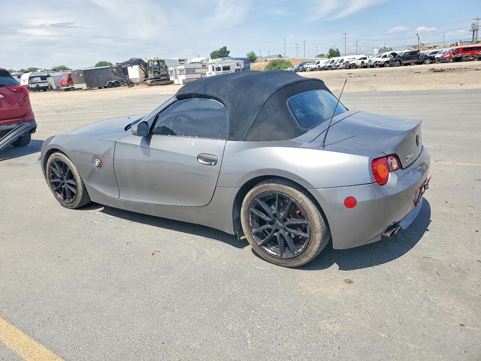59146236 :رقم المزاد ، 4USBT33574LS52965 vin ، 2004 Bmw Z4 مزاد بيع