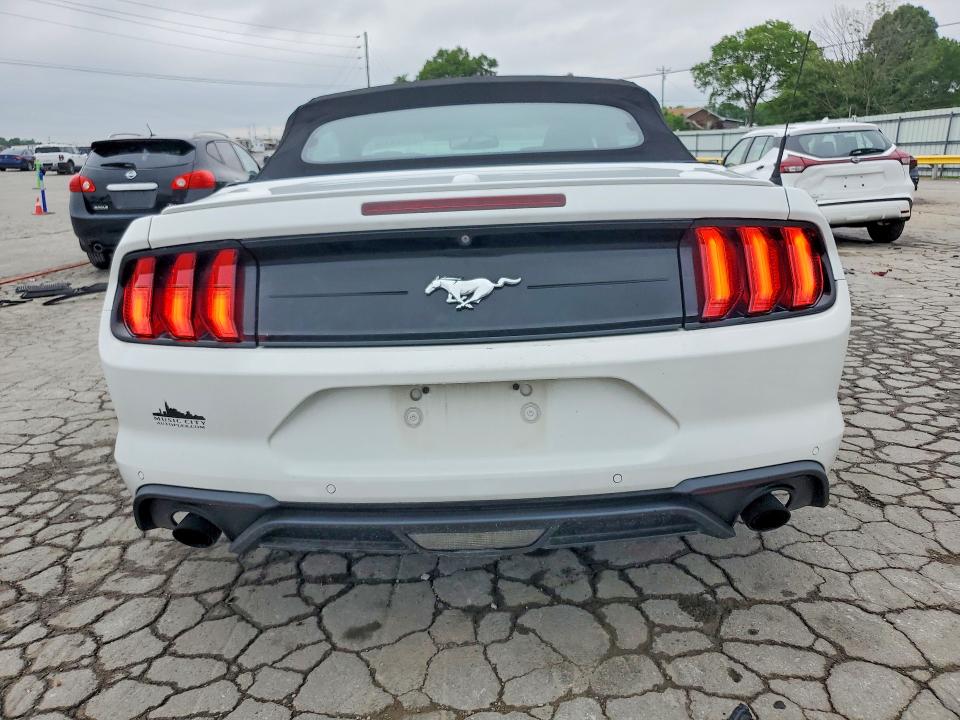 Продажа на аукционе авто 2018 Ford Mustang, vin: 1FATP8UH6J5111766, номер лота: 55568456