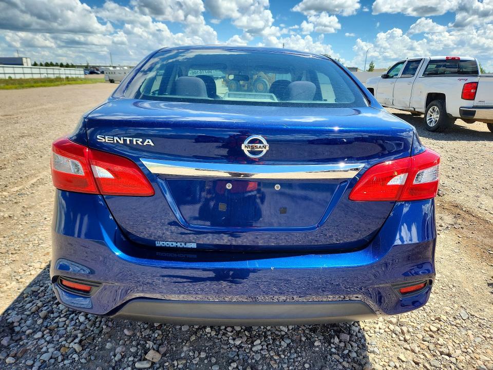 56716106 :رقم المزاد ، 3N1AB7AP5HY364065 vin ، 2017 Nissan Sentra مزاد بيع