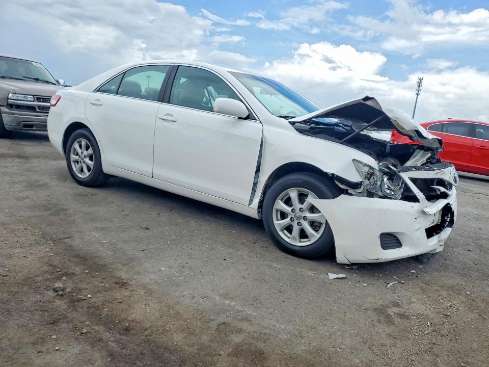 55860376 :رقم المزاد ، 4T1BF3EK0BU755451 vin ، 2011 Toyota Camry مزاد بيع