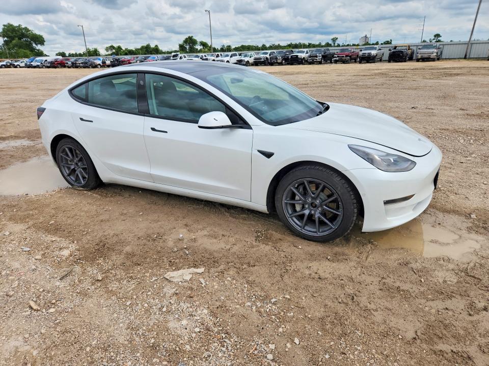 Продаж на аукціоні авто 2022 Tesla Model 3, vin: 5YJ3E1EB1NF196263, номер лоту: 57417206