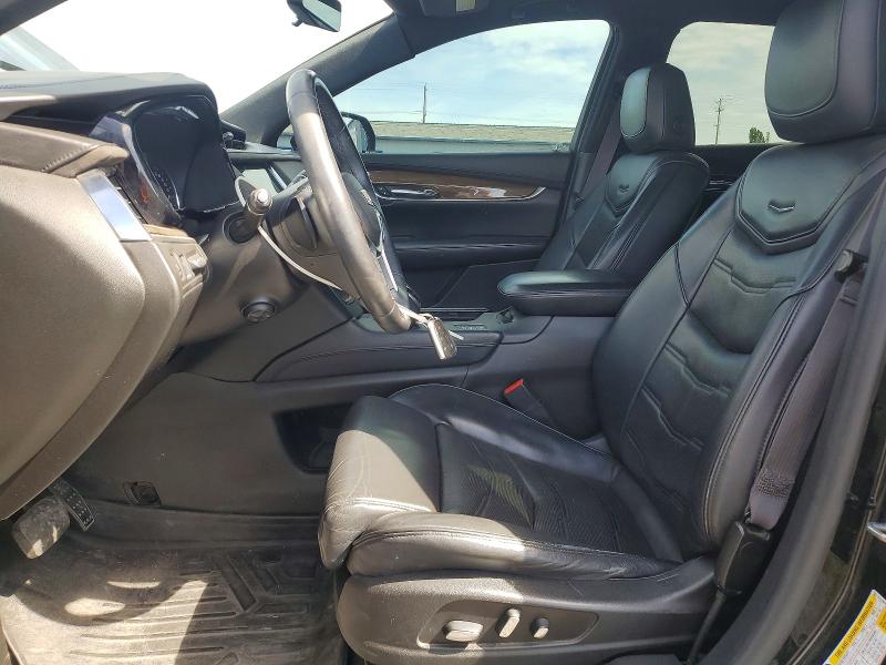 57437016 :رقم المزاد ، 1GYKNFRS7HZ226474 vin ، 2017 Cadillac Xt5 مزاد بيع