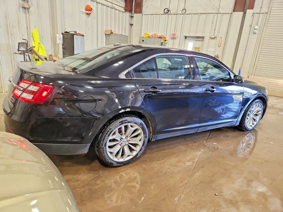 55585896 :رقم المزاد ، 1FAHP2F80HG113074 vin ، 2017 Ford Taurus مزاد بيع